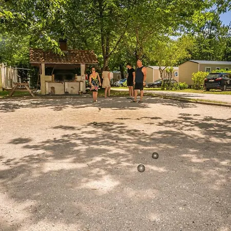 Zecamping Familial Dog Friendly Familial Piscine Couverte Campingplads Hourtin