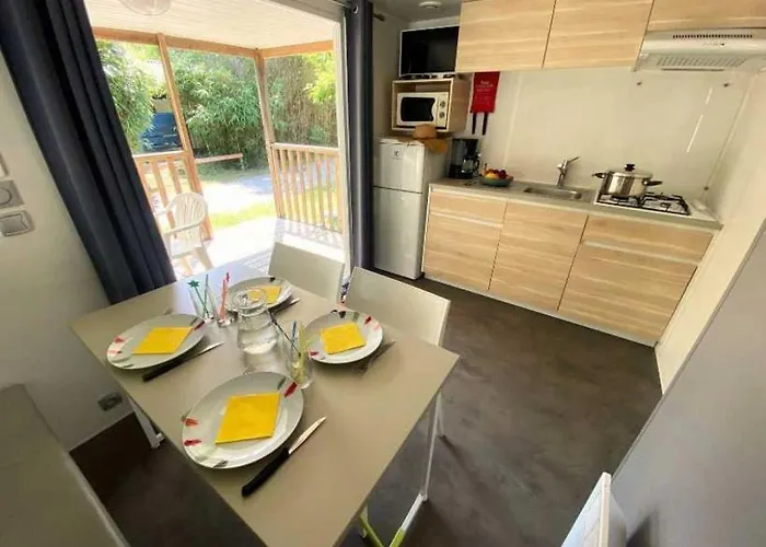 Campingplatz - Piscine - Ccaghc0 *